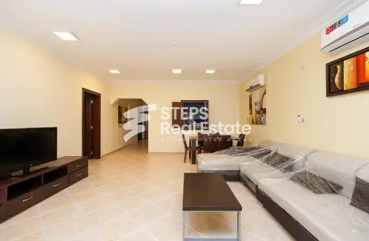 Compound - 3 Bedrooms - 3 Bathrooms for rent in Al Thumama - Al Thumama - Doha