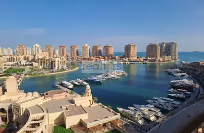 Apartment - 3 Bedrooms - 3 Bathrooms for sale in Tower 6 - Porto Arabia - The Pearl Island - Doha