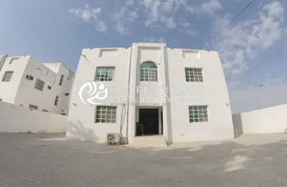 Apartment - 1 Bedroom - 1 Bathroom for rent in Street 871 - Al Duhail South - Al Duhail - Doha