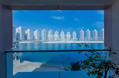 Townhouse - 4 Bedrooms - 5 Bathrooms for rent in Al Mutahidah Tower - Viva Bahriyah - The Pearl Island - Doha