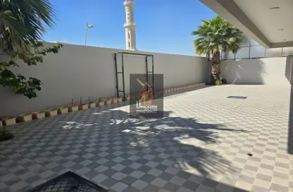 Compound - 5 Bedrooms - 5 Bathrooms for rent in Street 871 - Al Duhail South - Al Duhail - Doha