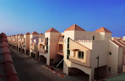 Compound - 4 Bedrooms - 5 Bathrooms for rent in Y Village - Abu Sidra - Al Rayyan - Doha