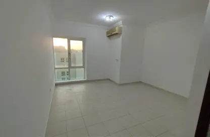 Bulk Rent Units - Studio - 2 Bathrooms for rent in Doha Al Jadeed - Doha