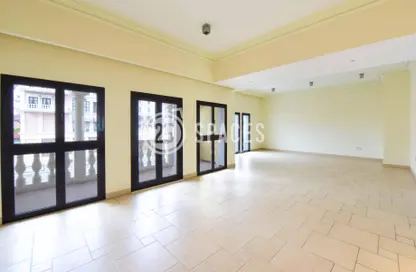 Townhouse - 3 Bedrooms - 4 Bathrooms for sale in Murano - Qanat Quartier - The Pearl Island - Doha