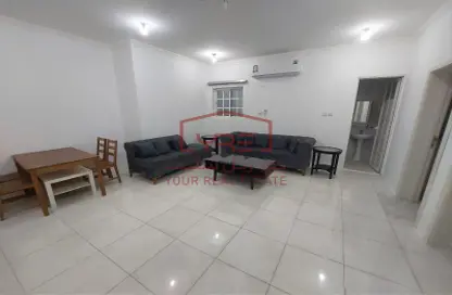 Apartment - 2 Bedrooms - 2 Bathrooms for rent in Abu Talha Street - Fereej Bin Omran - Doha