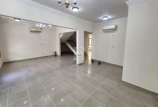 Villa - 5 Bedrooms - 5 Bathrooms for rent in Al Gharrafa - Al Gharrafa - Doha