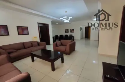 Apartment - 2 Bedrooms - 3 Bathrooms for rent in Al Zubair Bakkar Street - Al Sadd - Doha