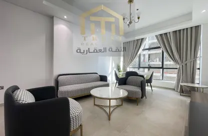 Apartment - 2 Bedrooms - 3 Bathrooms for rent in Marina Tower 02 - Marina District - Lusail