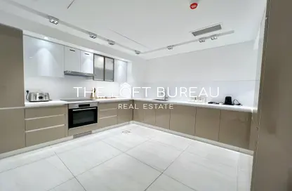 Apartment - 2 Bedrooms - 3 Bathrooms for sale in Gewan Island - The Pearl Island - Doha