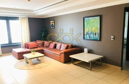 Apartment - 1 Bedroom - 2 Bathrooms for rent in East Porto Drive - Porto Arabia - The Pearl Island - Doha