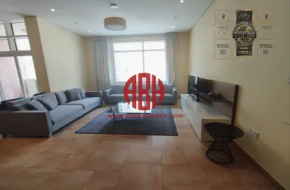 Apartment - 4 Bedrooms - 6 Bathrooms for rent in Anas Street - Fereej Bin Mahmoud North - Fereej Bin Mahmoud - Doha