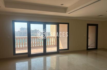 Apartment - 2 Bedrooms - 2 Bathrooms for sale in East Porto Drive - Porto Arabia - The Pearl Island - Doha