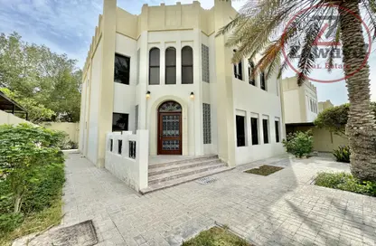 Villa - 4 Bedrooms - 6 Bathrooms for rent in Al Nasr Street - Al Nasr - Doha