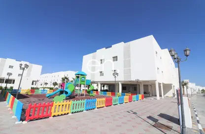 Apartment - 2 Bedrooms - 2 Bathrooms for rent in Al Kheesa - Al Kheesa - Umm Salal Mohammed