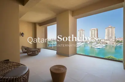 Apartment - 1 Bedroom - 2 Bathrooms for rent in The St. Regis Marsa Arabia Island - Marsa Arabia - The Pearl Island - Doha