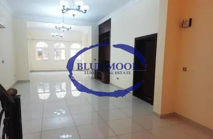 Villa - 4 Bedrooms - 3 Bathrooms for rent in Bu Hamour Street - Abu Hamour - Doha