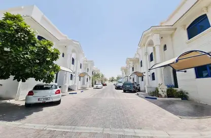 Villa - 4 Bedrooms - 4 Bathrooms for rent in Dareem Street - Al Hilal East - Al Hilal - Doha