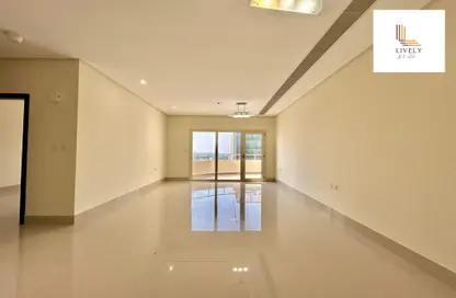 Apartment - 2 Bedrooms - 2 Bathrooms for rent in Marina Residences 195 - Marina District - Lusail