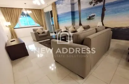 Apartment - 2 Bedrooms - 3 Bathrooms for rent in Imperial Diamond - Viva Bahriyah - The Pearl Island - Doha