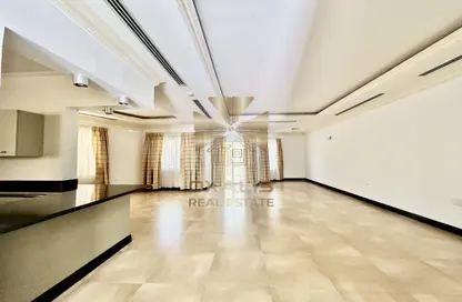 Compound - 4 Bedrooms - 5 Bathrooms for rent in Al Fanar complex - Al Waab - Al Waab - Doha