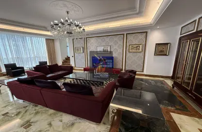 Apartment - 4 Bedrooms - 5 Bathrooms for rent in 35 West Bay - West Bay - Doha