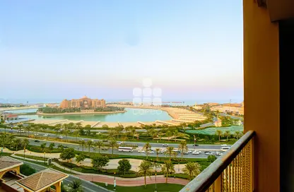 Apartment - 1 Bedroom - 2 Bathrooms for sale in East Porto Drive - Porto Arabia - The Pearl Island - Doha