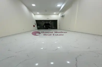 Shop - Studio - 1 Bathroom for rent in Fereej Kulaib - Doha