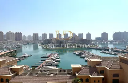 Apartment - 2 Bedrooms - 3 Bathrooms for sale in West Porto Drive - Porto Arabia - The Pearl Island - Doha