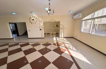 Villa - 5 Bedrooms - 4 Bathrooms for rent in Al Rawabi - Al Rayyan - Doha