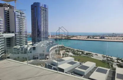 Apartment - 2 Bedrooms - 3 Bathrooms for rent in Waterfront Residential - The Waterfront - Lusail