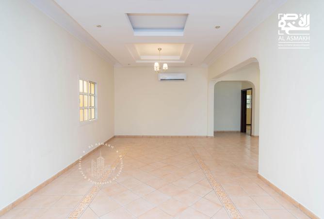 Villa - 4 Bedrooms - 3 Bathrooms for rent in Beverly Hills Garden - Al Waab - Doha