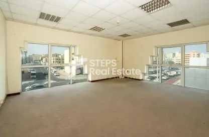 Office Space - Studio - 2 Bathrooms for rent in Najma Street - Najma - Doha