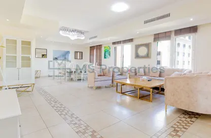 Apartment - 3 Bedrooms - 5 Bathrooms for rent in West Porto Drive - Porto Arabia - The Pearl Island - Doha