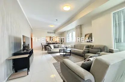 Apartment - 2 Bedrooms - 3 Bathrooms for rent in Viva East - Viva Bahriyah - The Pearl Island - Doha