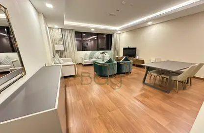 Apartment - 3 Bedrooms - 4 Bathrooms for rent in Giardino Village - The Pearl Island - Doha