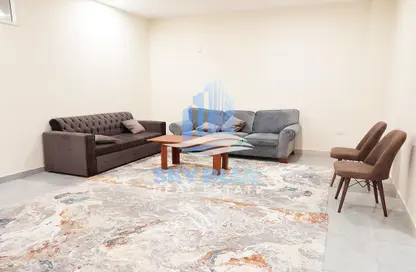 Apartment - 1 Bedroom - 1 Bathroom for rent in Tawar Compound - Al Duhail - Al Duhail - Doha