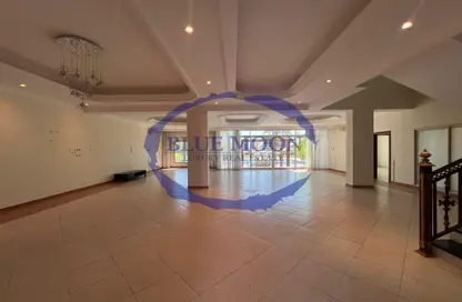 Villa - 4 Bedrooms - 4 Bathrooms for rent in West Bay Lagoon - West Bay Lagoon - Doha