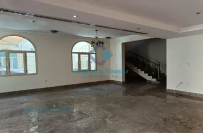 Villa - 5 Bedrooms - 6 Bathrooms for rent in Al Nuaija Street - Al Nuaija - Doha