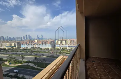 Apartment - 1 Bedroom - 2 Bathrooms for sale in West Porto Drive - Porto Arabia - The Pearl Island - Doha