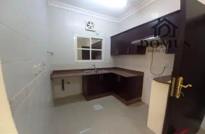 Apartment - 1 Bedroom - 1 Bathroom for rent in Umm Al Shebram Street - Fereej Abdul Aziz - Doha