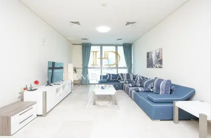 صورة لـ غرفة المعيشة شقة - 2 غرف نوم - 3 حمامات للايجار في برج زجزاج  ب - أبراج زجزاج - الخليج الغربي - الدوحة ، صورة رقم 1