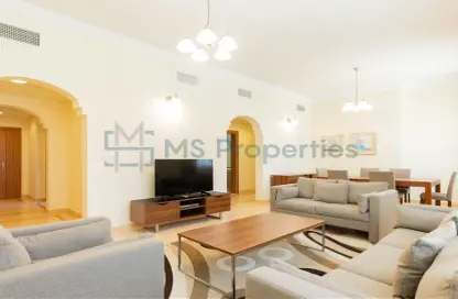 Apartment - 2 Bedrooms - 3 Bathrooms for rent in West Bay Tower - West Bay - West Bay - Doha