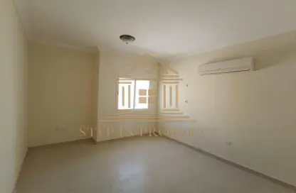 Villa - 6 Bedrooms - 5 Bathrooms for rent in OPT-TCHR - Al Gharrafa - Al Gharrafa - Doha