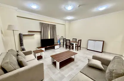 Apartment - 2 Bedrooms - 2 Bathrooms for rent in Al Nasr Street - Al Nasr - Doha