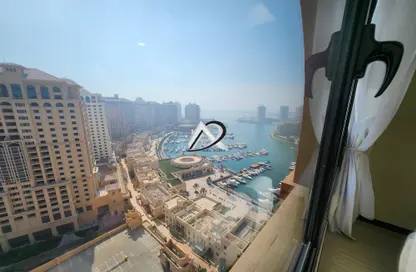 Apartment - 2 Bedrooms - 2 Bathrooms for rent in Tower 21 - Porto Arabia - The Pearl Island - Doha