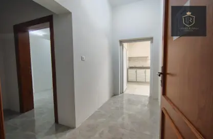 Villa - 2 Bedrooms - 1 Bathroom for rent in Al Dafna - Al Dafna - Doha