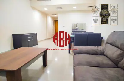 Apartment - 2 Bedrooms - 3 Bathrooms for rent in RASTEC 24 - Al Kinana Street - Al Sadd - Doha