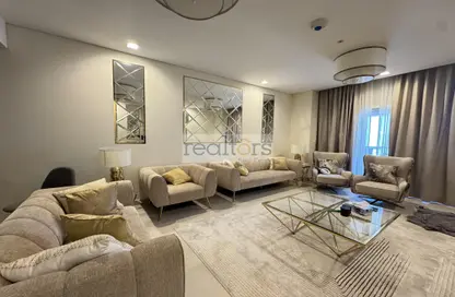 Apartment - 1 Bedroom - 2 Bathrooms for rent in Al Mutahidah Tower - Viva Bahriyah - The Pearl Island - Doha