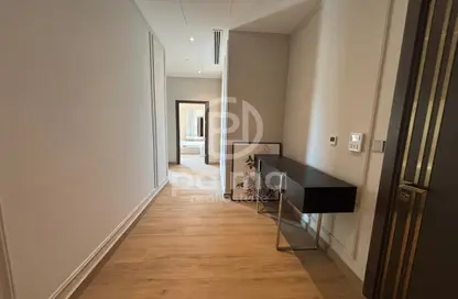 Penthouse - 5 Bedrooms - 6 Bathrooms for rent in Floresta Gardens - The Pearl Island - Doha