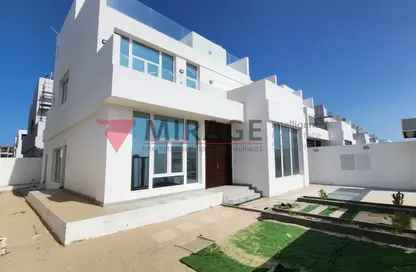 Villa - 5 Bedrooms - 6 Bathrooms for rent in Al Hamraa Street - Al Thumama - Doha